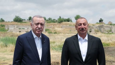 Ərdoğan Rusiyanın Qarabağdan çıxmasında Bakıya yardım edə bilər - ŞƏRH
