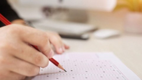Sabah 15 minə yaxın bakalavr imtahan verəcək