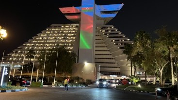 Doha mehmanxanası Azərbaycan bayrağına büründü