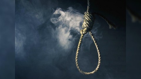 15 yaşlı qız özünü asıb ÖLDÜRDÜ