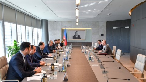 Avropa İnvestisiya Bankı ilə birgə layihələr müzakirə olundu