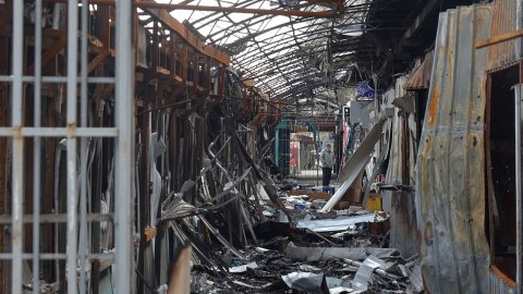 Ruslar Luqanskın mərkəzini ələ keçdi - Hazırda döyüş gedir