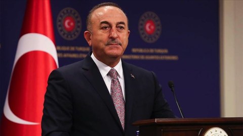 Çavuşoğlu fransalı həmkarı ilə Ukraynanı müzakirə etdi