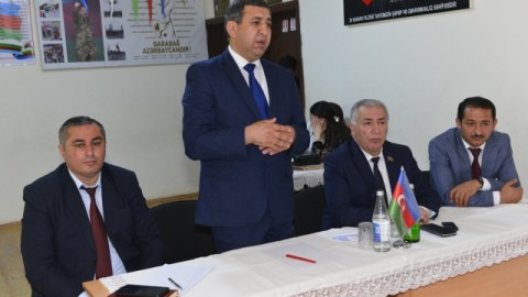 YAP Kəlbəcər rayon təşkilatı uşaqları sevindirdi