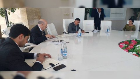 Deputat sabirabadlı seçicilərlə görüşüb