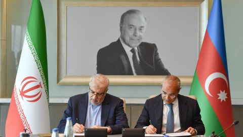 Azərbaycan İranla memorandum İMZALADI