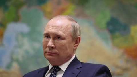“Rusiya Qərb silahlarını qoz kimi sındırır” - Putin