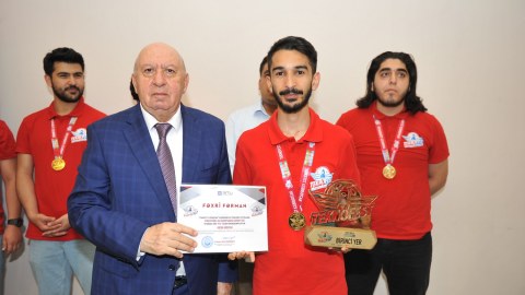 “TEKNOFEST”də uğur qazanmış tələbələr mükafatlandırıldı