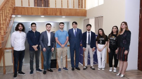 Britaniyada təhsil alan azərbaycanlı gənclər Diaspor Komitəsində olub