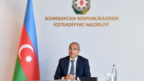 Azərbaycan AYİB-lə yeni layihələr icra edəcək