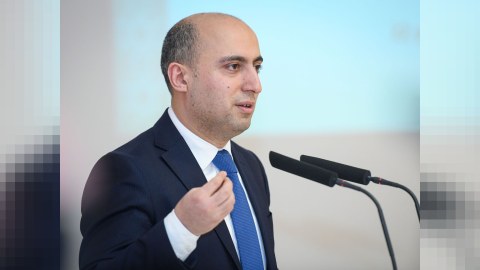 Kağız dövrü geridə qalır, kompüter imtahanına KEÇİLƏCƏK