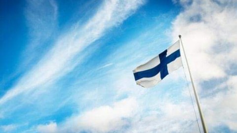 Finlandiyadan Ukraynaya yeni hərbi YARDIM