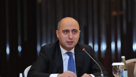 Bəzi müəllimlər məktəblərə qeyri-qanuni şəkildə yol tapıb
