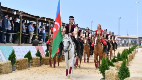 Qarabağ atları beynəlxalq festivalda - FOTO