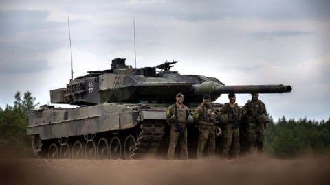 Almaniya Ukraynaya tank verilməsinə mane oldu