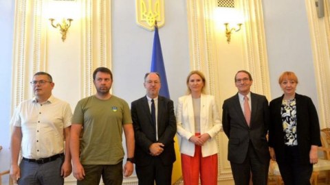 Müharibə cinayətlərini araşdıran komissiya Kiyevə gəldi