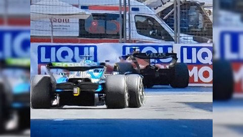 “Ferrari”nin pilotları mübarizəni dayandırdı