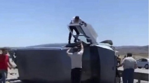 Bakıda ağır yol qəzası - FOTO