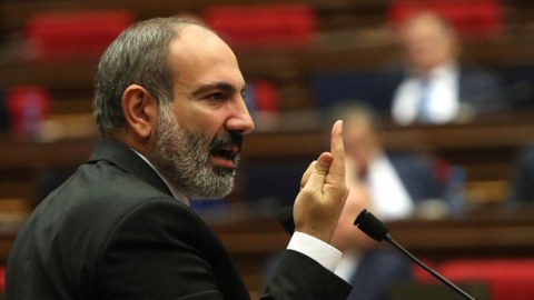 Paşinyan: “İrəvan və Bakının müxtəlif rabitə formatları var”