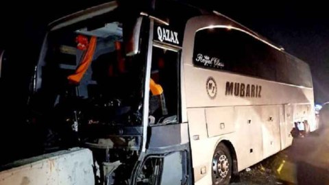 Qəzaya düşən məktəblilərə 5 min manat VERİLƏCƏK