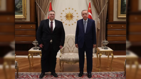 Ərdoğan Overçuku qəbul edib
