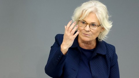 Almaniya tezliklə Ukraynaya haubitsa göndərəcək