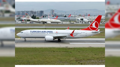 “Türk Hava Yolları” adını dəyişir