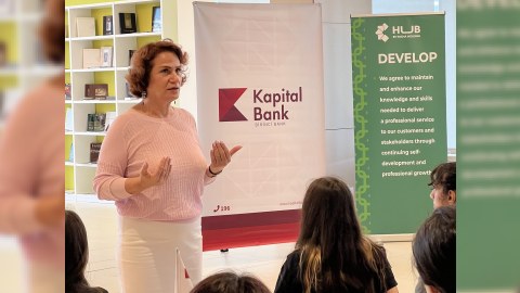 Kapital Bank tələbələrin inkişafı üçün növbəti tədbiri keçirdi