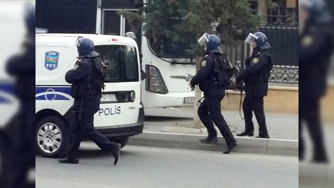 Polis Bərdədə əməliyyat keçirdi - Saxlanılanlar var