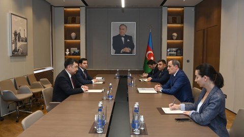 Ceyhun Bayramov Darhan Kıdırali ilə görüşüb