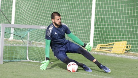 “Qarabağ” gürcü qapıçını transfer etdi