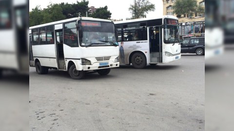 Bu gün də avtobuslar GECİKİR