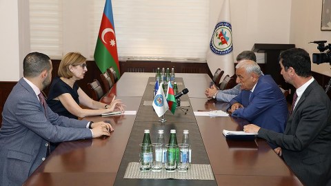 Səttar Möhbalıyev BƏT nümayəndəsilə görüşüb
