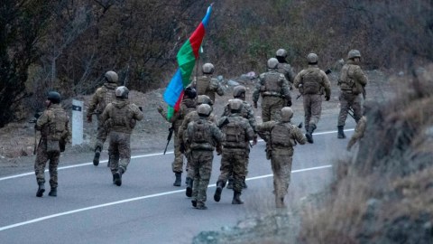Mahnı dağlarda qaldı…