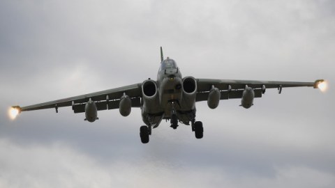 Rusiyanın Su-25 qırıcısı qəzaya uğradı - Pilot öldü