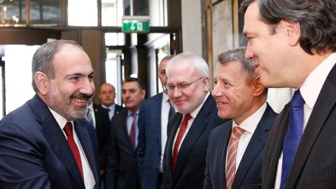Minsk qrupunu canlandırmaq cəhdi bölgədə gərginliyi artıracaq - ŞƏRH