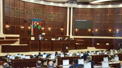 Büdcəyə dəyişikliklər ilk oxunuşda qəbul edildi - YENİLƏNİB