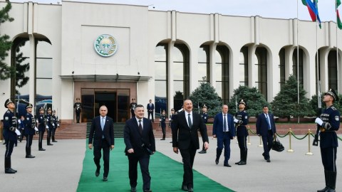 İlham Əliyev Özbəkistanın Ürgənc şəhərində - YENİLƏNİB 