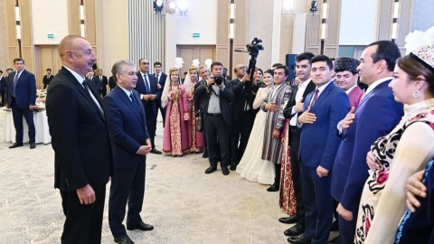 Bir yumruq kimi birlikdə olacağıq - İlham Əliyev