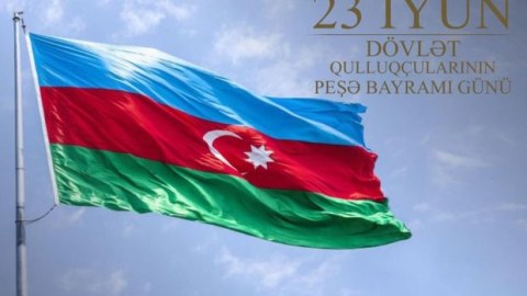 Dövlət qulluqçularının peşə bayramı günüdür