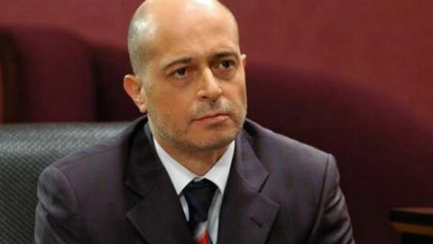 “Kurtlar vadisi”nin məşhur aktyoru vəfat etdi