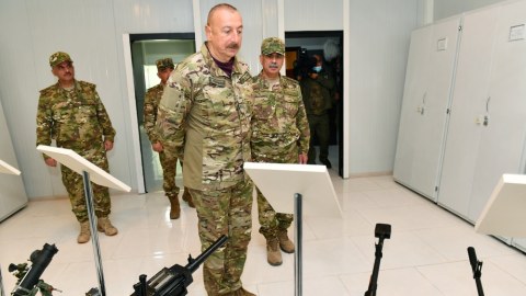 Prezident Kəlbəcərdə hərbi hissənin AÇILIŞINDA