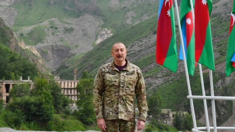 Prezidentdən Ermənistana XƏBƏRDARLIQ - "Dəmir yumruq" yerindədir