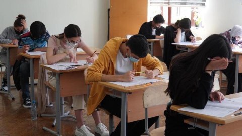 I qrupda daha bir abituriyent maksimum bal TOPLADI