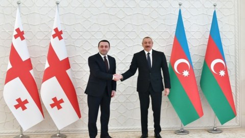 İlham Əliyev Gürcüstanın Baş nazirinə zəng etdi