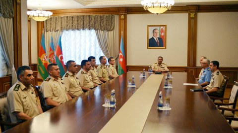 Hərbi qulluqçulara ali rütbələr təqdim edildi