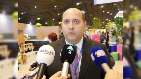 “Heç kim müharibə və dağıntılar arzulamır”- Emin Hüseynov
