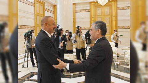 Prezident Qurbanqulu Berdiməhəmmədovla görüşüb - YENİLƏNİB