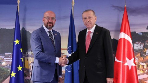 Şarl Mişel Ərdoğanla Ukraynanı müzakirə edib