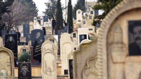 Tanışını qəbiristanlıqda BIÇAQLADI